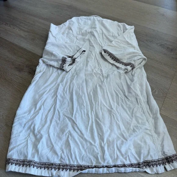 Abercrombie and Fitch Linen Blend Floral Camp Collar Shirt